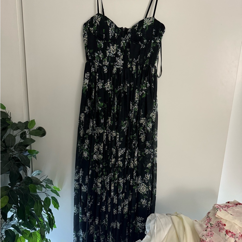 HIGH END SAULEE Floral Maxi Dress with Elegant Bustier Top